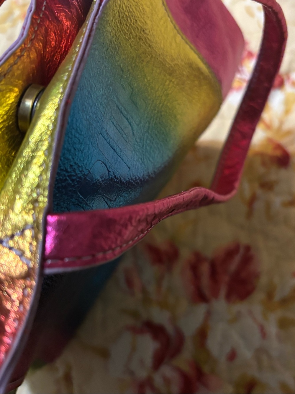 Metallic Rainbow Colorblock Tote Bag - Shiny Multicolor - Picture 9 of 9